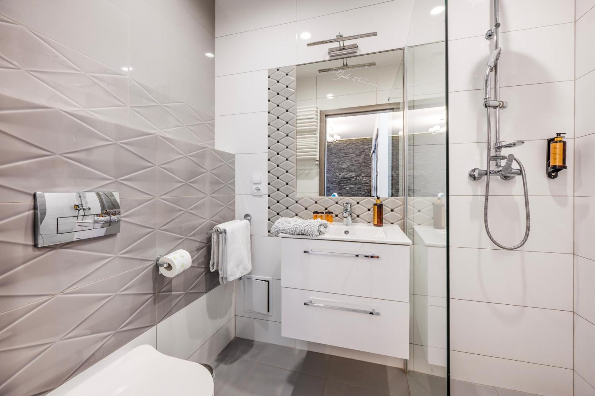 Mediolan Parking Gratis Moxy Te&Am Cracow Apartman Krakkó Kültér fotó